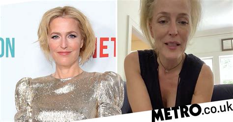 Gillian Anderson swears off bras and is letting it all hang out